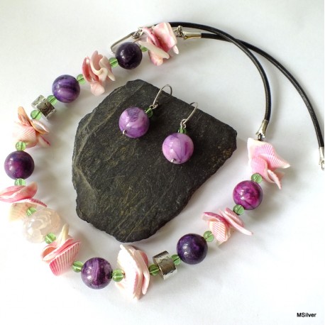 12.Komplet biżuterii z sugilitu