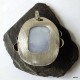 384. Srebrny wisiorek z chalcedonem